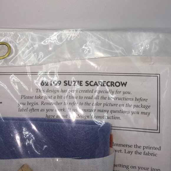 Suzie Scarecrow Dimensions Bottle Buddies Fall Autumn Thanksgiving Halloween - Picture 6 of 10